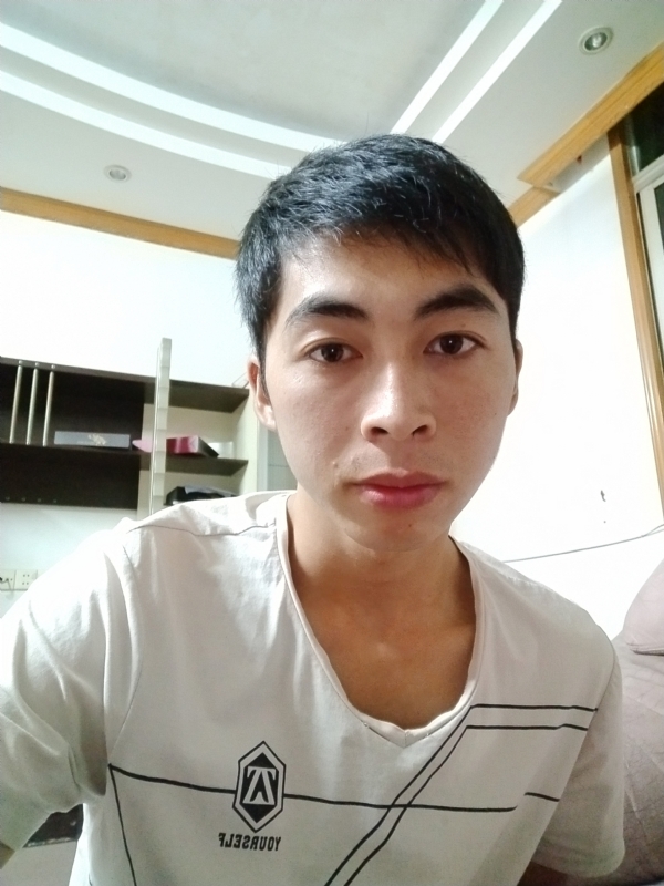 似微笑的第一张照片--黄冈相亲服务中心