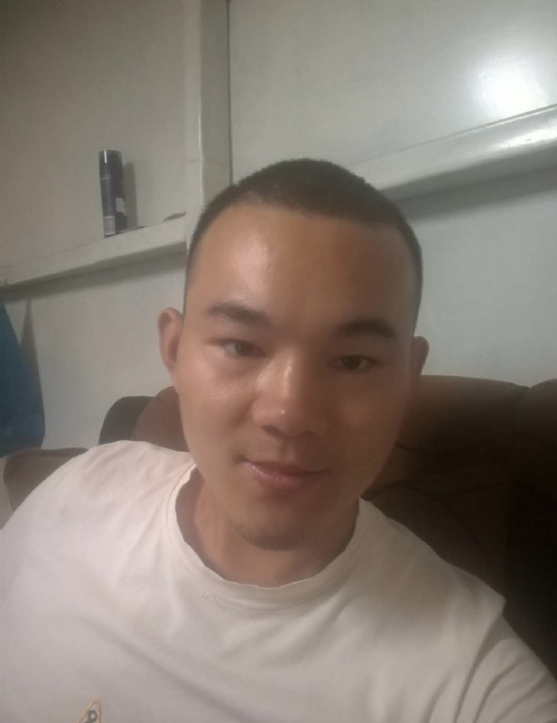 小強。。的第一张照片--黄冈相亲服务中心