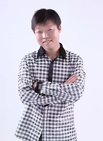 碧海升明月的第一张照片--黄冈相亲服务中心