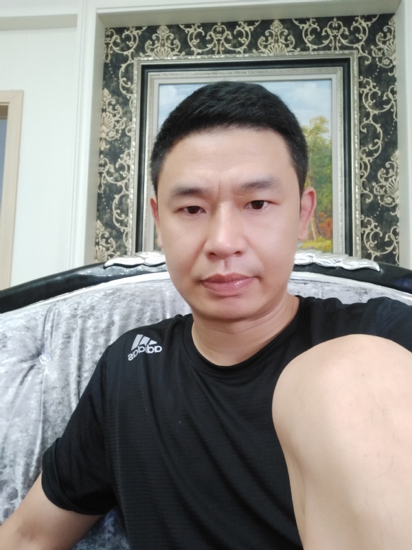 风的第一张照片--黄冈相亲服务中心