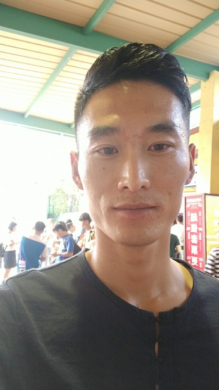 难得糊涂的第一张照片--黄冈相亲服务中心