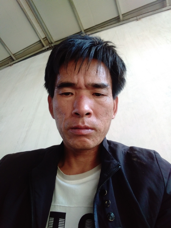 项斌的第一张照片--黄冈相亲服务中心