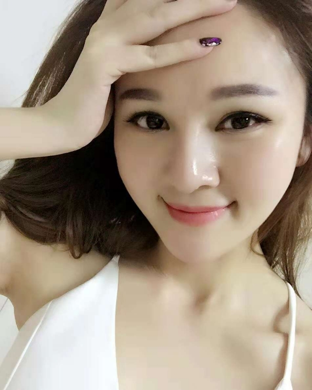 欣颖的第一张照片--黄冈相亲服务中心