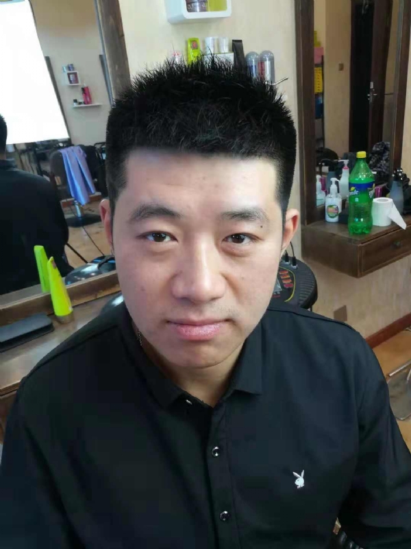 丹东风雨的第一张照片--黄冈相亲服务中心