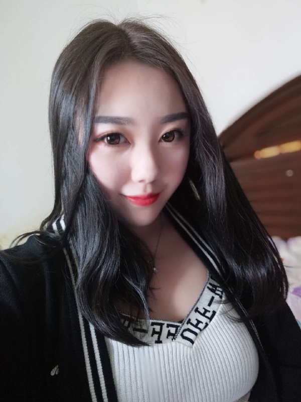 佳怡的第一张照片--黄冈相亲服务中心