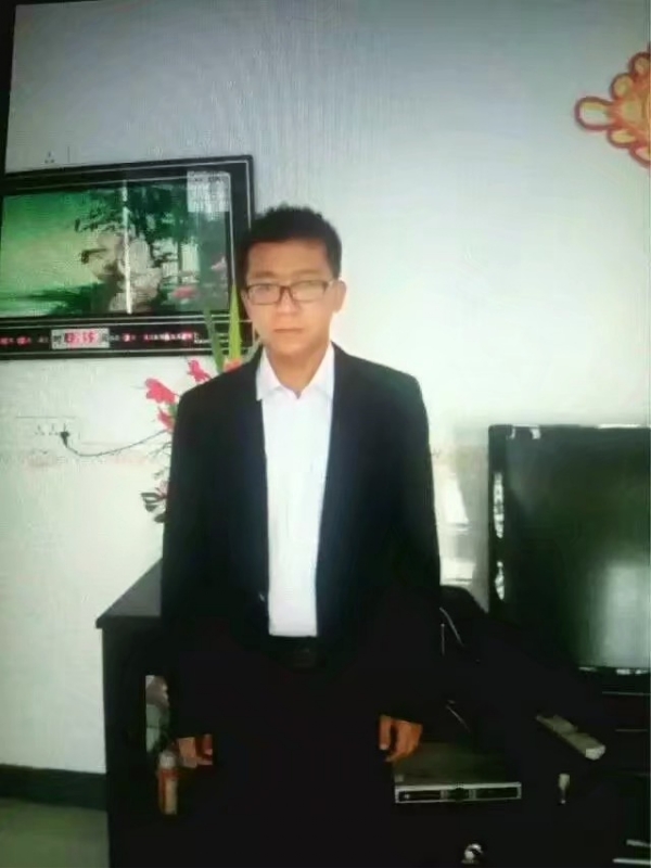 依然疼痛的第一张照片--黄冈相亲服务中心