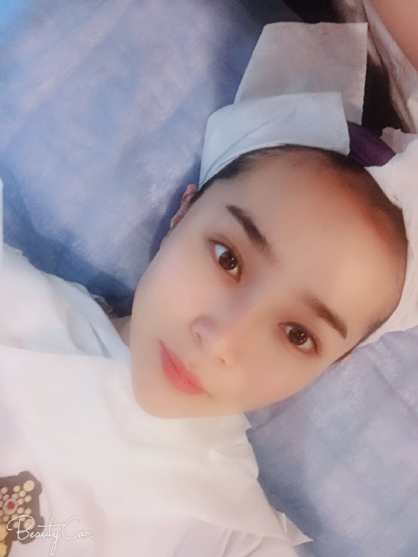 相见恨晚的第二张照片--黄冈相亲服务中心