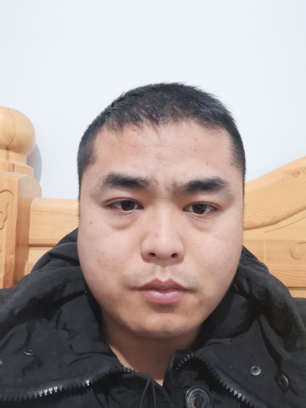 真诚的第一张照片--黄冈相亲服务中心