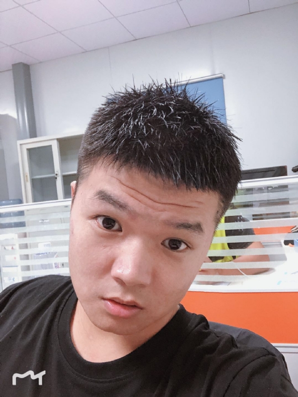 不忘初心的第一张照片--黄冈相亲服务中心