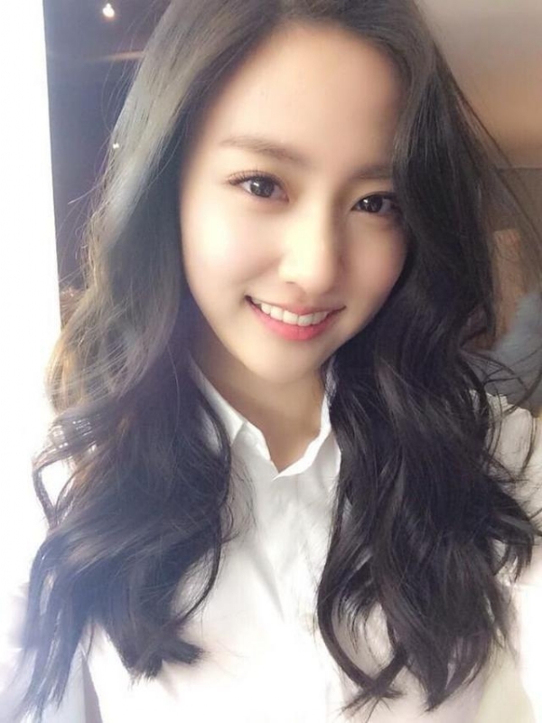 等爱的易微的第一张照片--黄冈相亲服务中心
