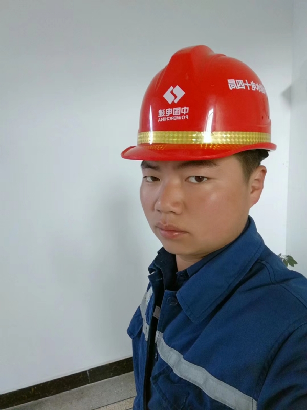 小公牛的第一张照片--黄冈相亲服务中心