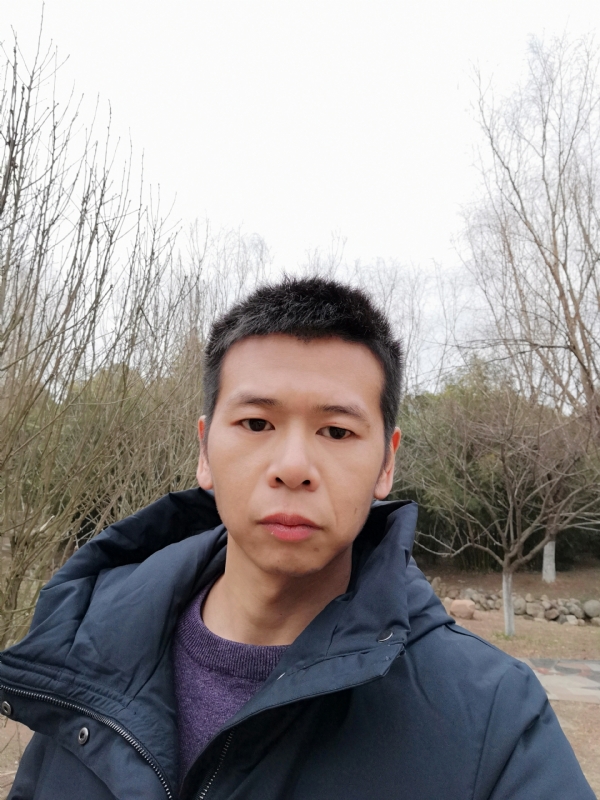 寞峰的第一张照片--黄冈相亲服务中心