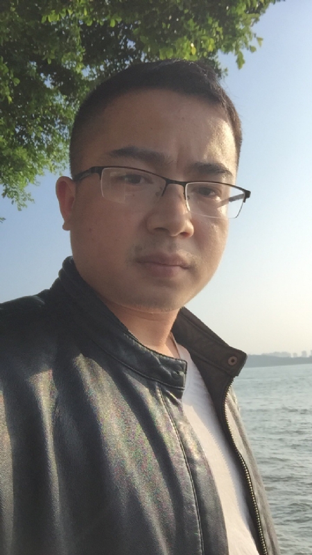 志尧的第一张照片--黄冈相亲服务中心