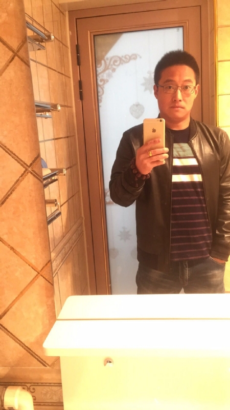 华灯初下的第一张照片--黄冈相亲服务中心