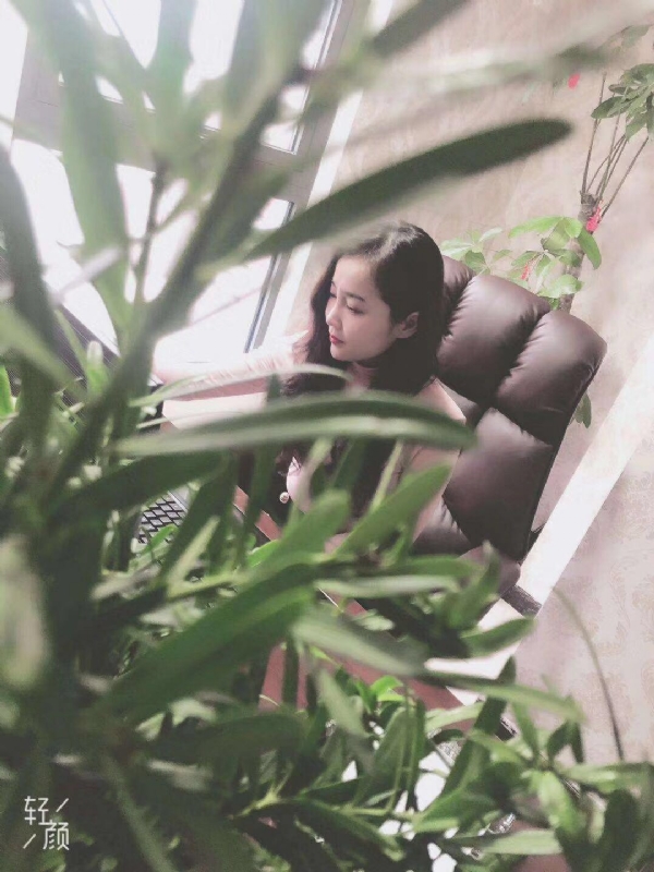 时光浅夏的第二张照片--黄冈相亲服务中心