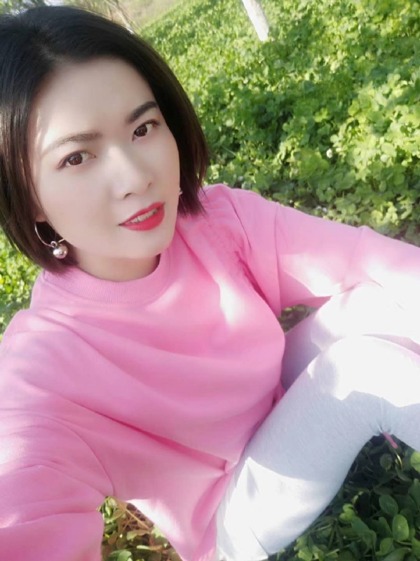 寻找幸福的第一张照片--黄冈相亲服务中心