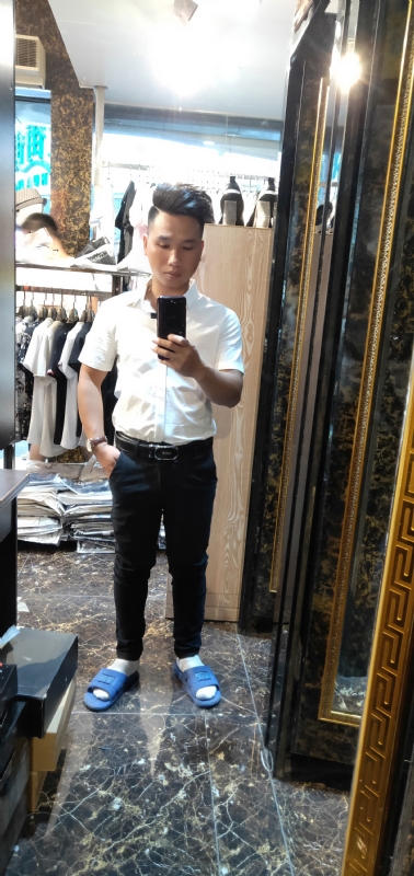 卢家福的第一张照片--黄冈相亲服务中心