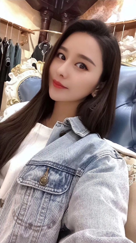 李珊珊的第一张照片--黄冈相亲服务中心