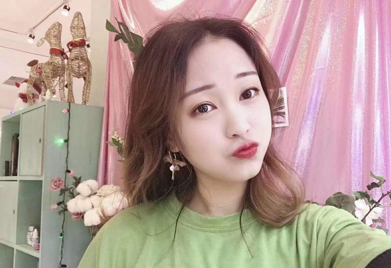罗兰的第二张照片--黄冈相亲服务中心