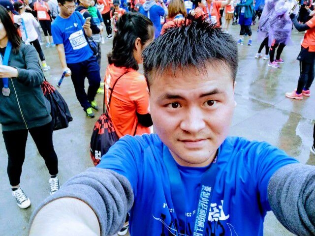 小五在跳舞的第一张照片--黄冈相亲服务中心