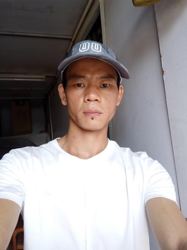 张生的第一张照片--黄冈相亲服务中心