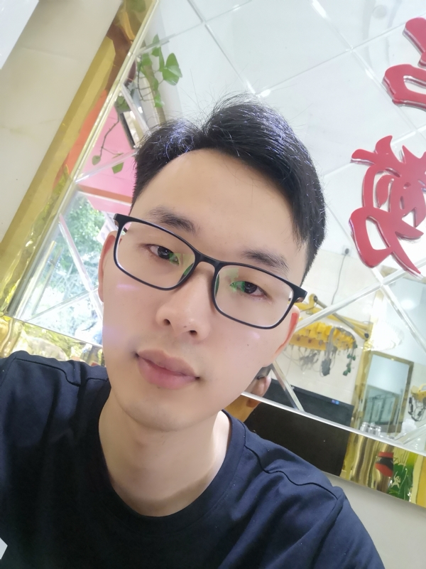 嗨喽先生的第一张照片--黄冈相亲服务中心