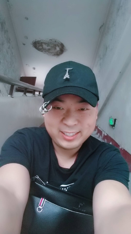 前世今生的爱的第一张照片--黄冈相亲服务中心