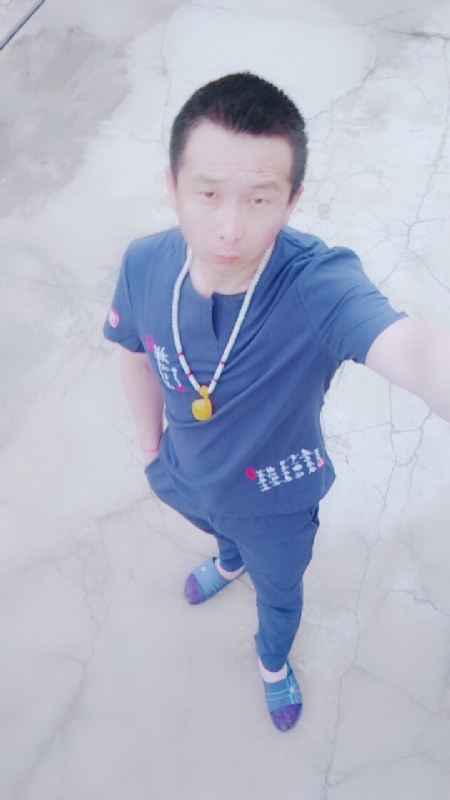 一叶之秋的第一张照片--黄冈相亲服务中心