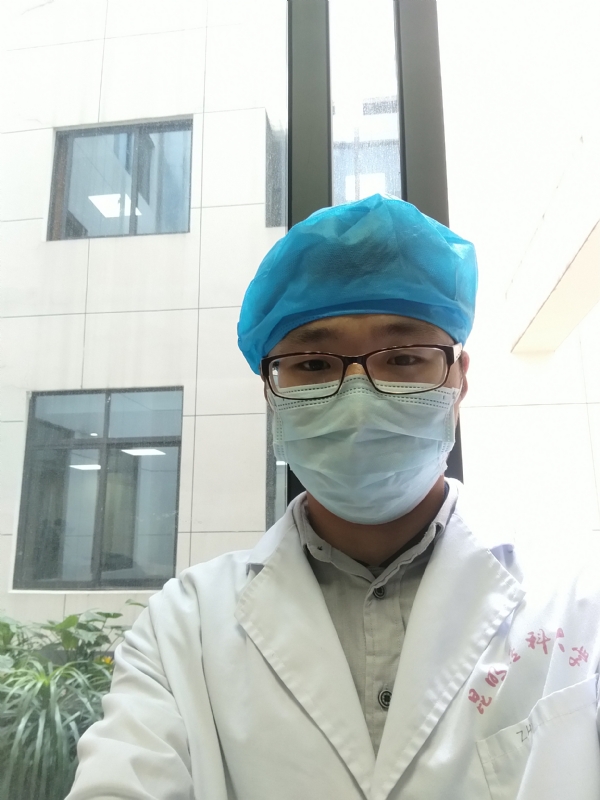 口腔小医生的第一张照片--黄冈相亲服务中心