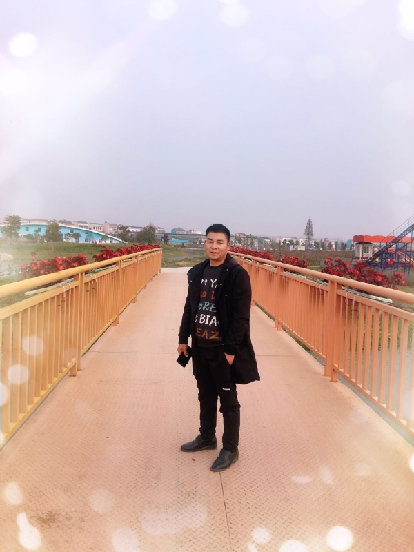 清风的第二张照片--黄冈相亲服务中心