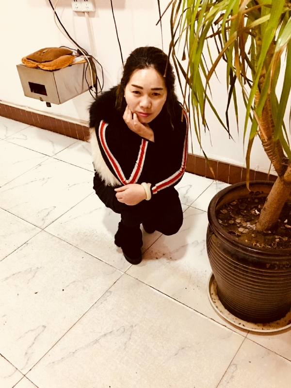 小香风的第一张照片--黄冈相亲服务中心