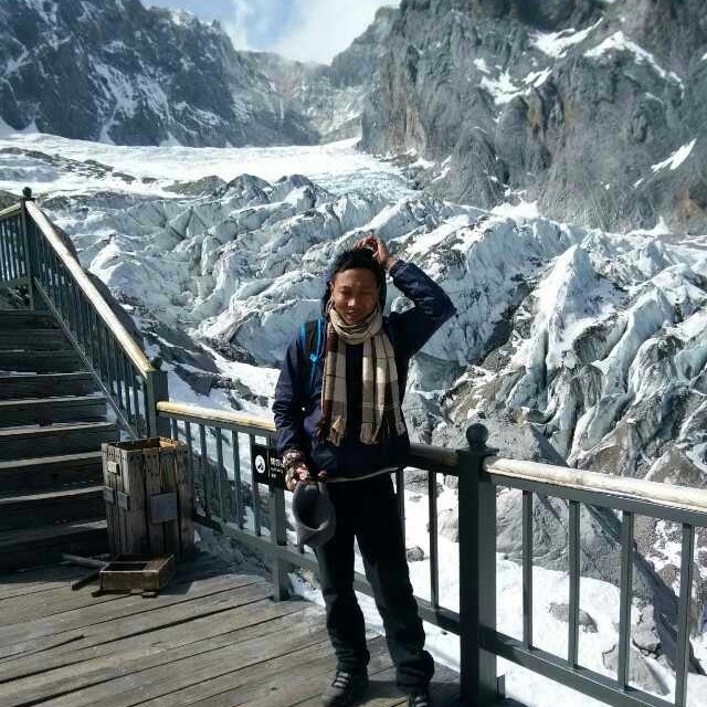 眯眯的第一张照片--黄冈相亲服务中心