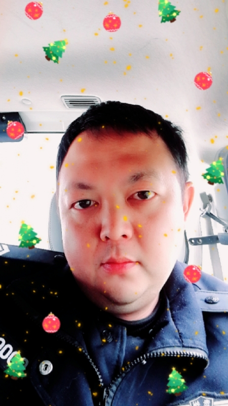 恨孤独的第一张照片--黄冈相亲服务中心