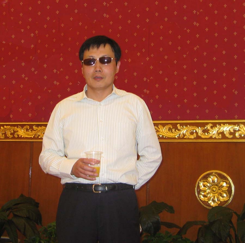 威胜的第二张照片--黄冈相亲服务中心