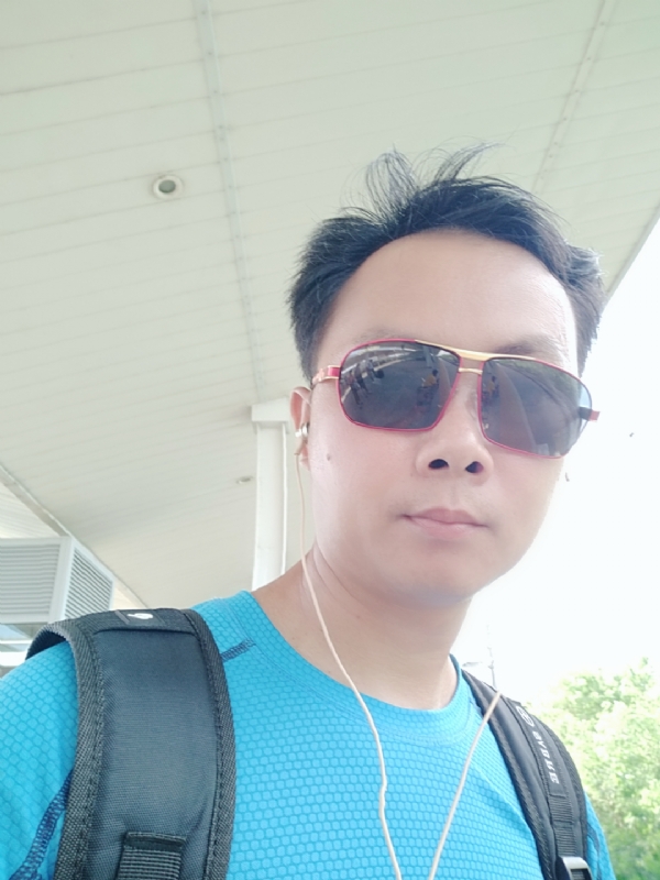 八九不离十的第一张照片--黄冈相亲服务中心