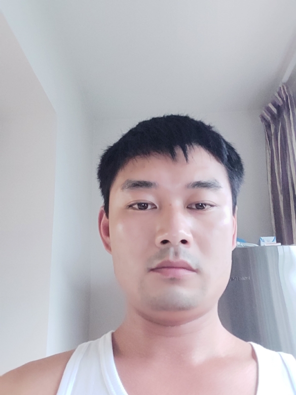 MM的第二张照片--黄冈相亲服务中心