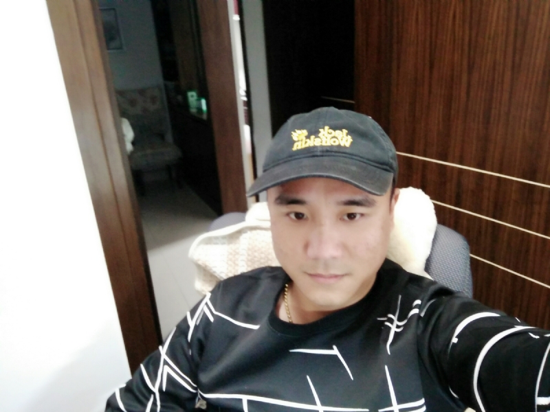 坚持我爱的第一张照片--黄冈相亲服务中心