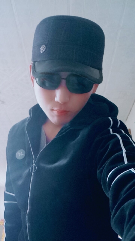 等你的季节的第一张照片--黄冈相亲服务中心