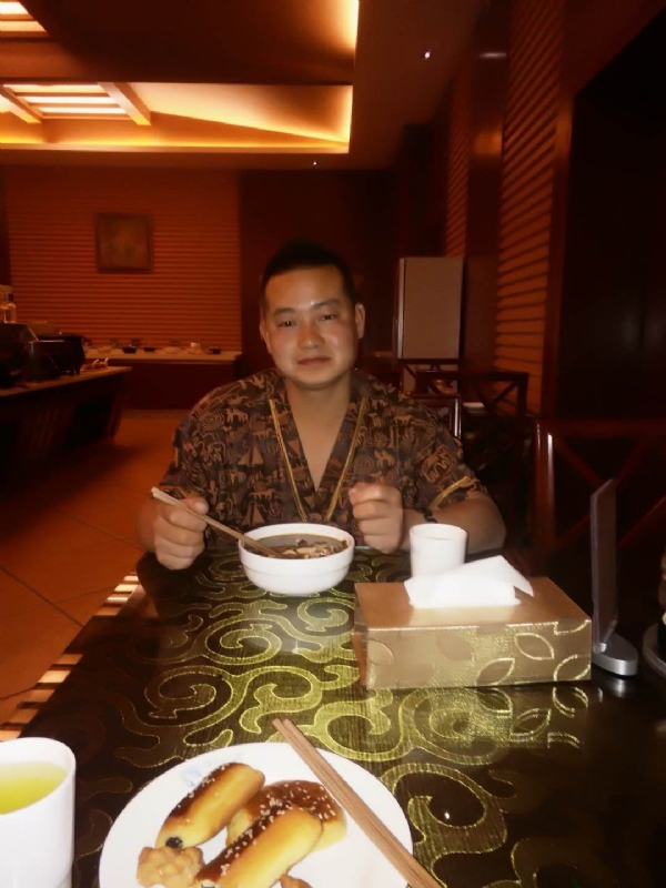 会飞的鱼的第一张照片--黄冈相亲服务中心