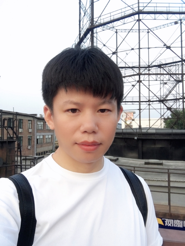 董晓群的第一张照片--黄冈相亲服务中心