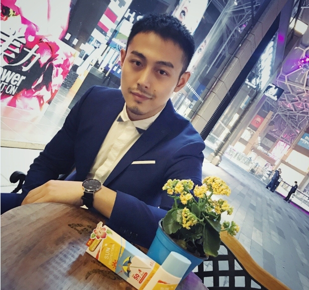 wenze的第一张照片--黄冈相亲服务中心