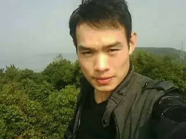明镜的第一张照片--黄冈相亲服务中心