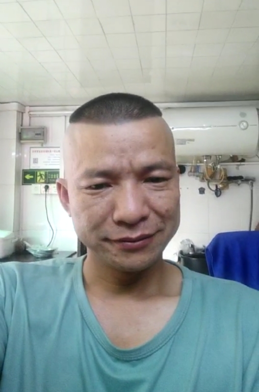 自创生涯的第一张照片--黄冈相亲服务中心