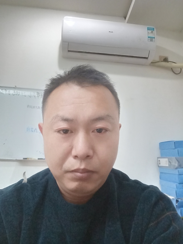 寻找另一半的第二张照片--黄冈相亲服务中心