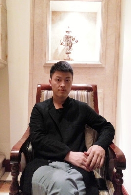 制片人杨亚林的第一张照片--黄冈相亲服务中心