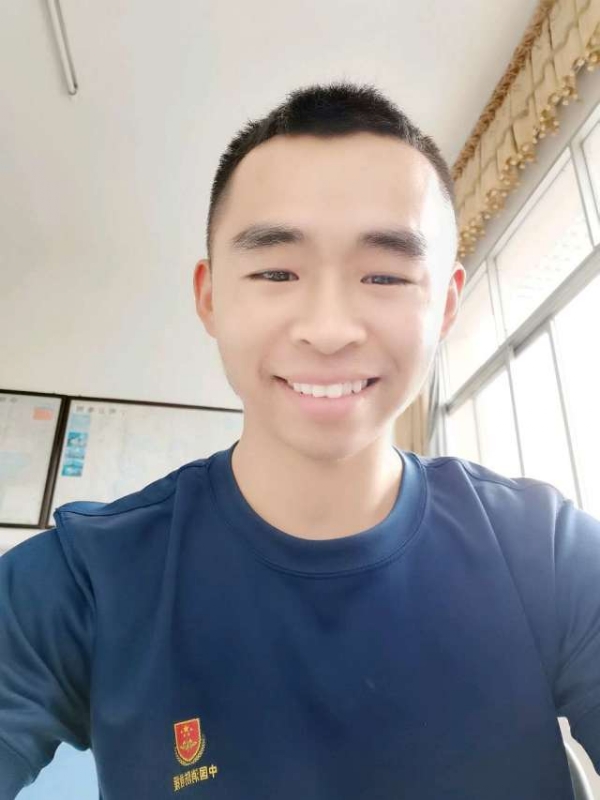 超超的第二张照片--黄冈相亲服务中心