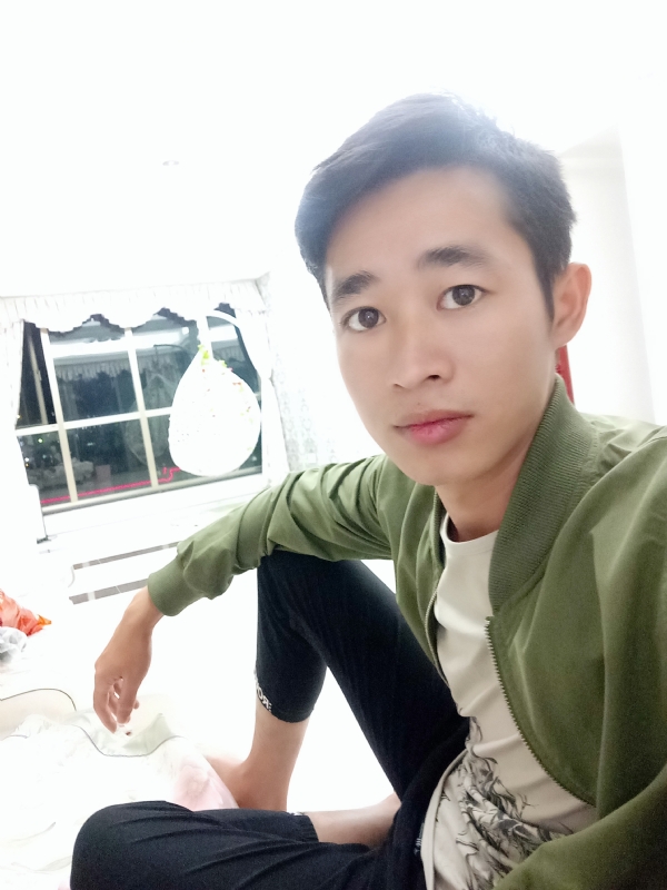 风中飞沙的第一张照片--黄冈相亲服务中心