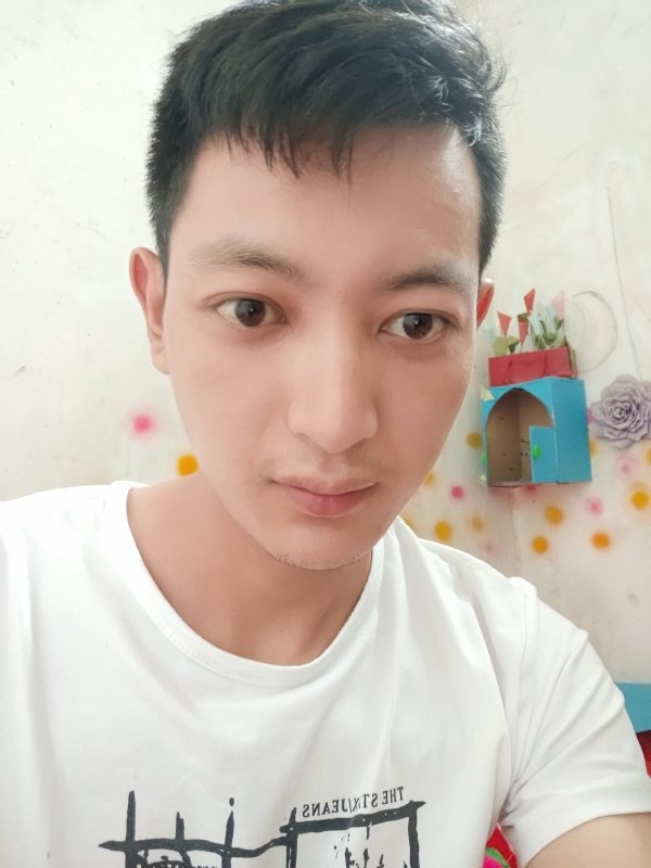 笑对人生的第一张照片--黄冈相亲服务中心