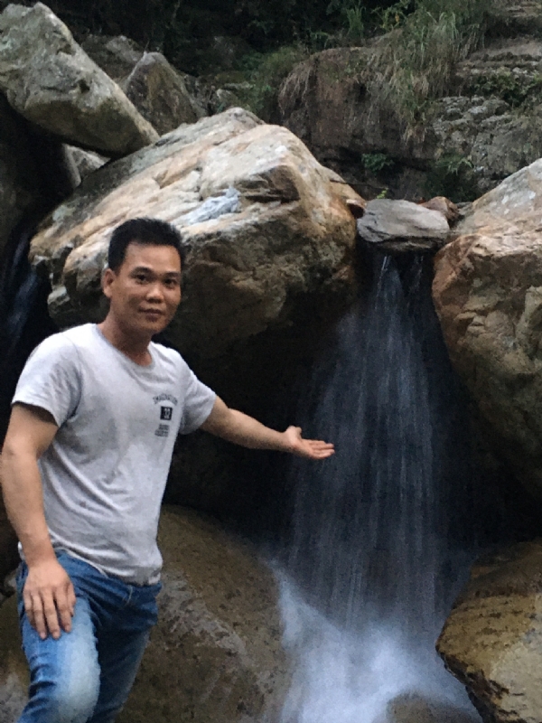 Luang少的第三张照片--黄冈相亲服务中心