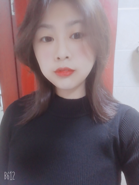 香菜的第一张照片--黄冈相亲服务中心